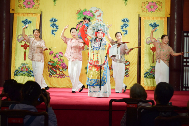 伶工學(xué)社“百姓戲臺周周演”第二十二季收官