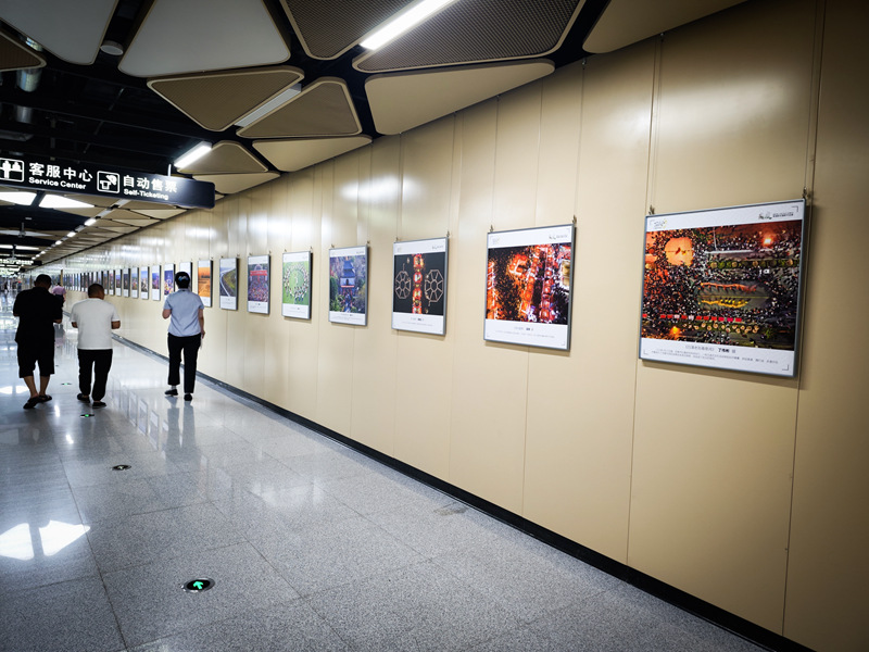 南通航空攝影作品地鐵巡展開展，近80幅作品瞰城市發(fā)展