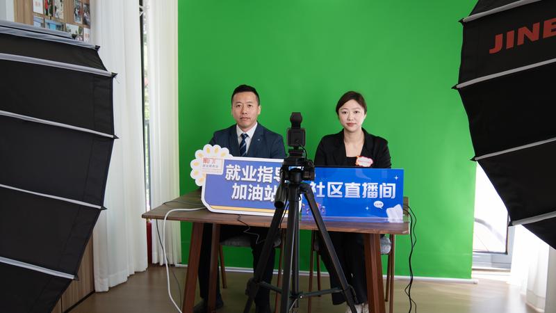 27123c8c8ee8d8c7479da69765fda72