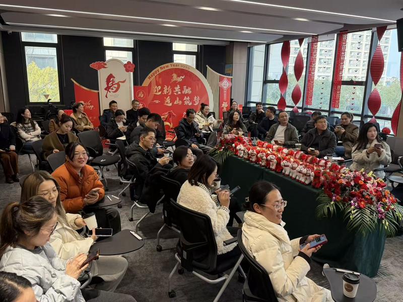 7529f80ad54d87036b2a70f3e462059f